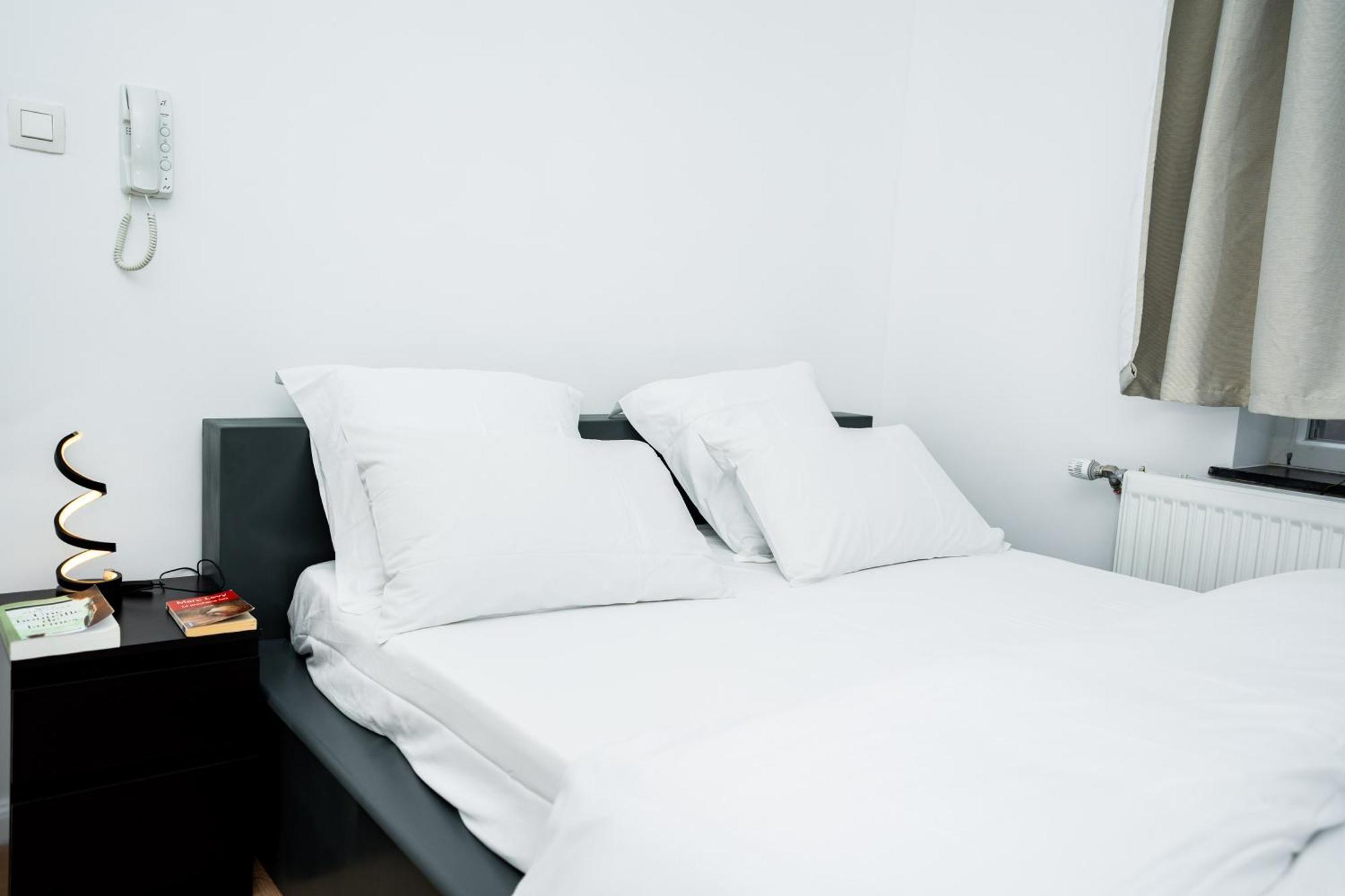 Chambre R1 Avec Salle De Bain Partagee Pres De L'Hopital De La Citadelle A 리에주 외부 사진
